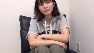 実は隠れ巨乳だけどボーイッシュで男友達みたいな娘に卑猥なオイルマッサージ!豊満おっぱいを揉みしだかれ巨根チンポでハメられる…